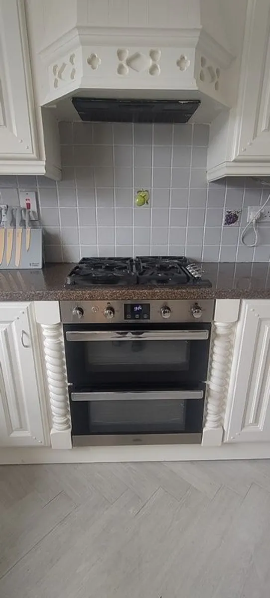 Kitchen - Image 2