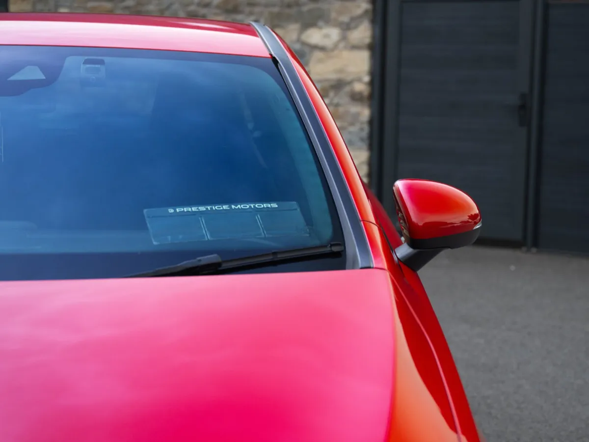 2018 MERCEDES BENZ A CLASS AUTO AMG LINE - Image 2
