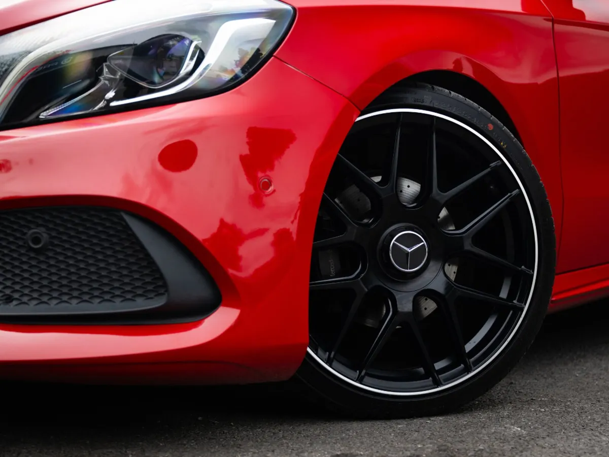 2018 MERCEDES A CLASS AMG LINE *PAN ROOF* - Image 4