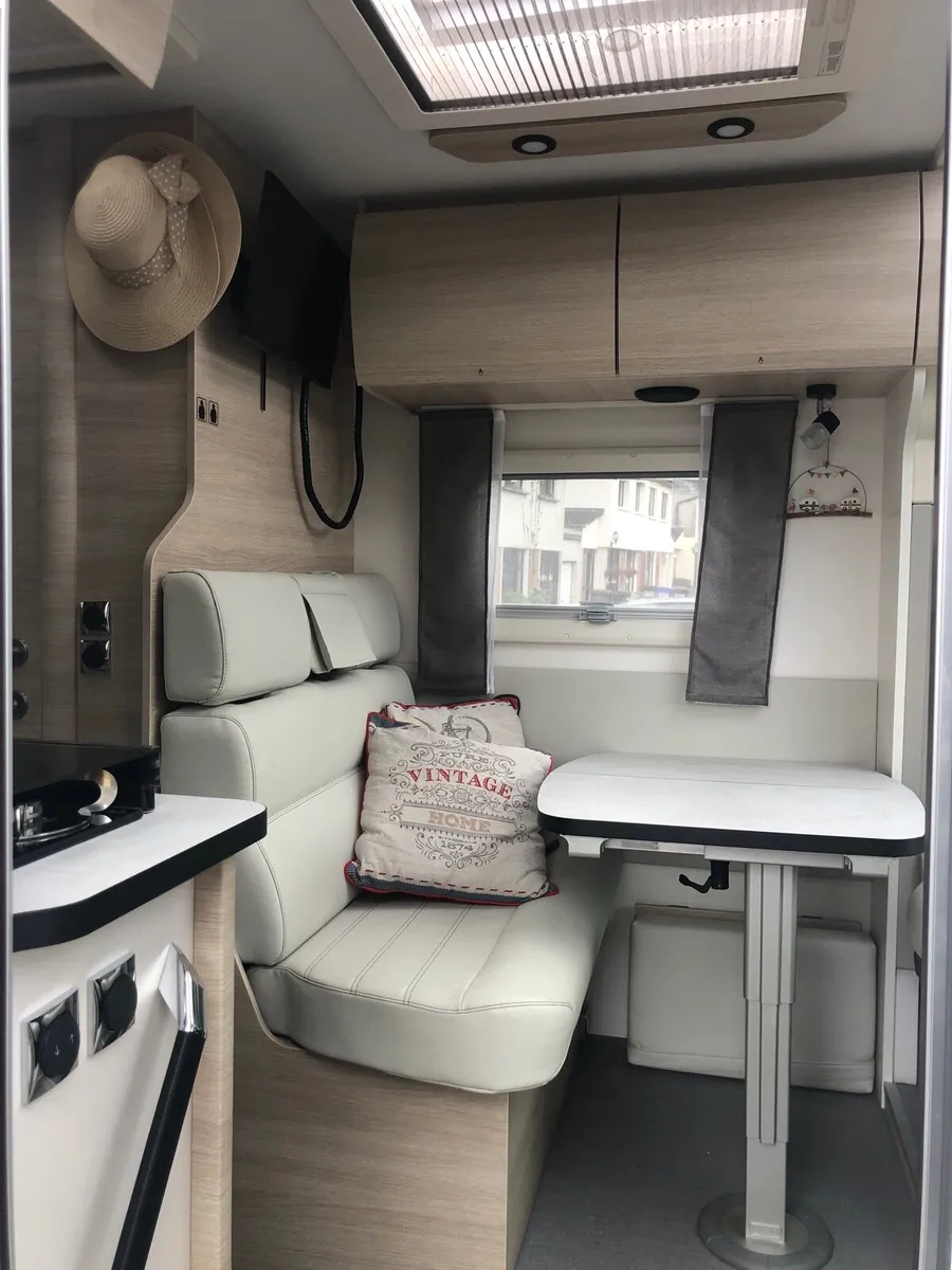 Motorhome - Image 3