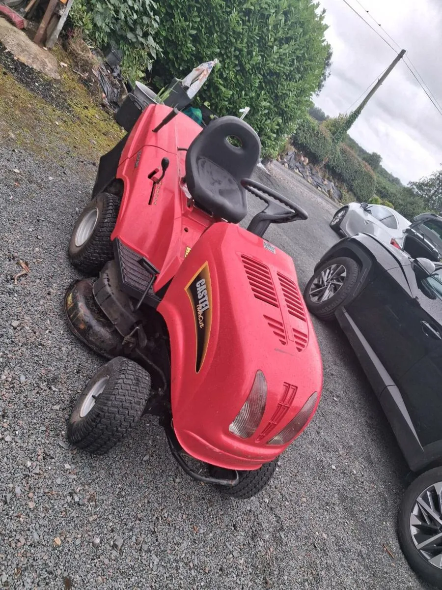 Ride-on Lawnmower - Image 4