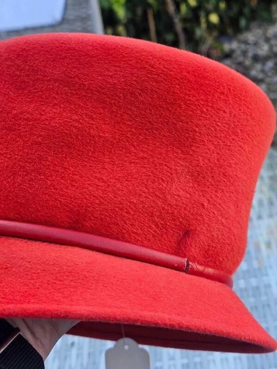 ladies hat - Image 2