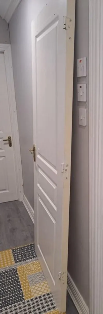 Interior white door - solid wood - Image 1