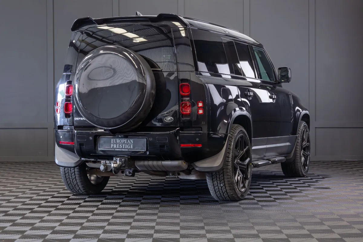 212 Land Rover Defender 110 D250 2 Seat Commercial - Image 3