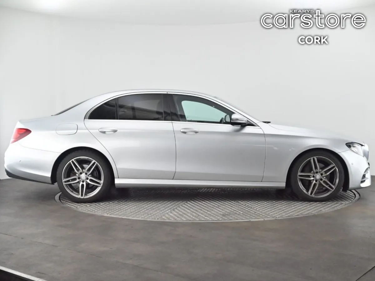 Mercedes-Benz E-Class E 220 D AMG Line A/T - Image 3