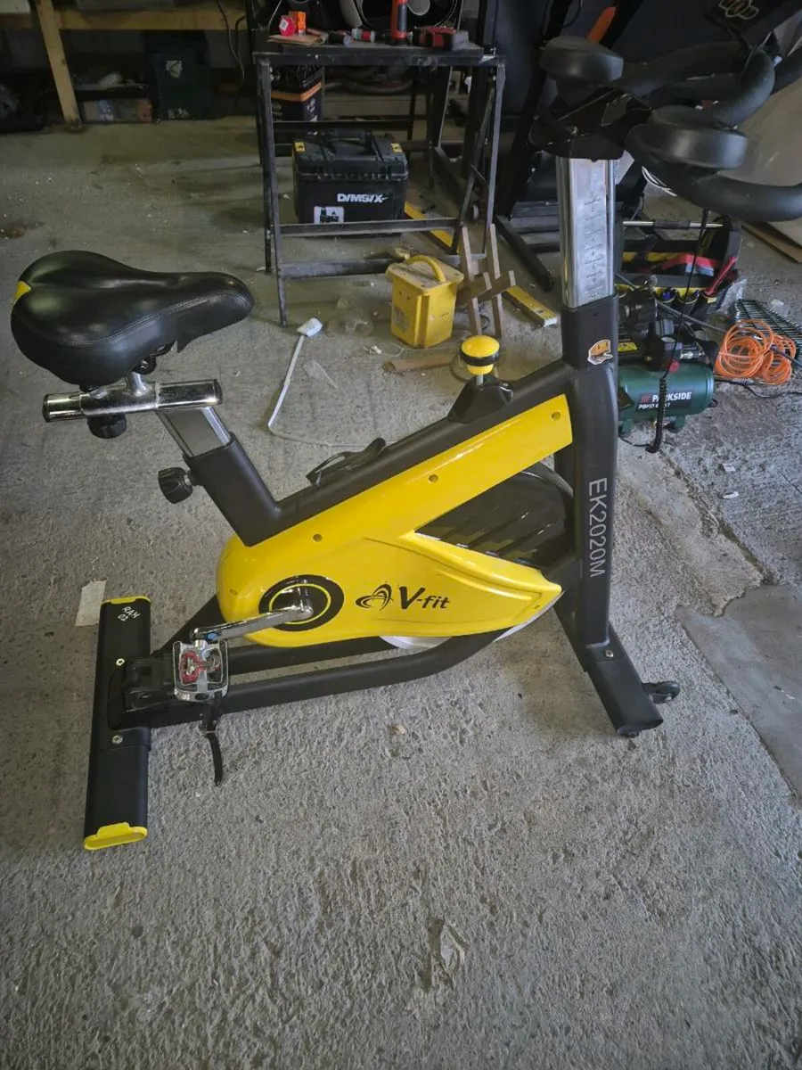 Exercise bike - Image 1
