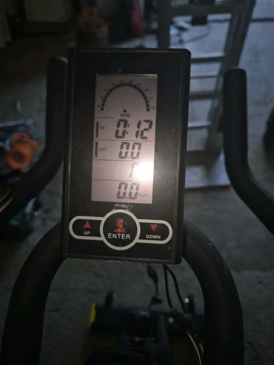 Exercise bike - Image 2