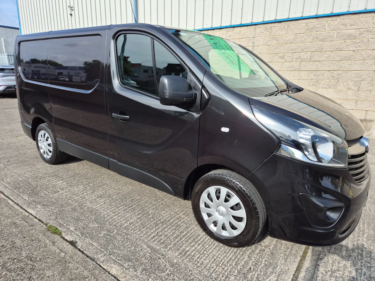2019 Opel Vauxhall Vivaro sport - Image 1