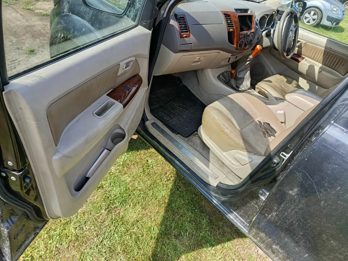 Car parts - Image 2