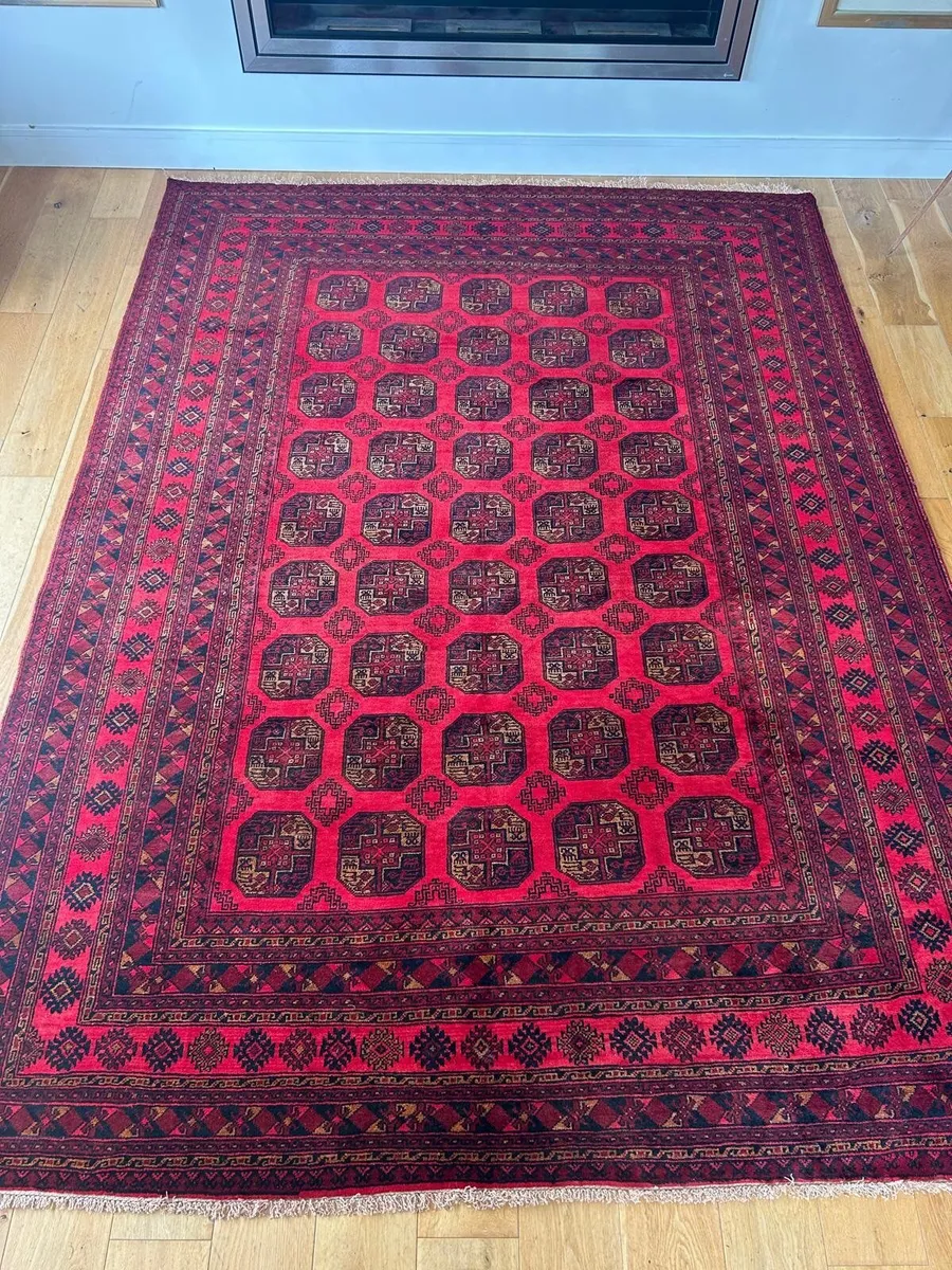 Vintage hand made 100% wool rug. - Image 2