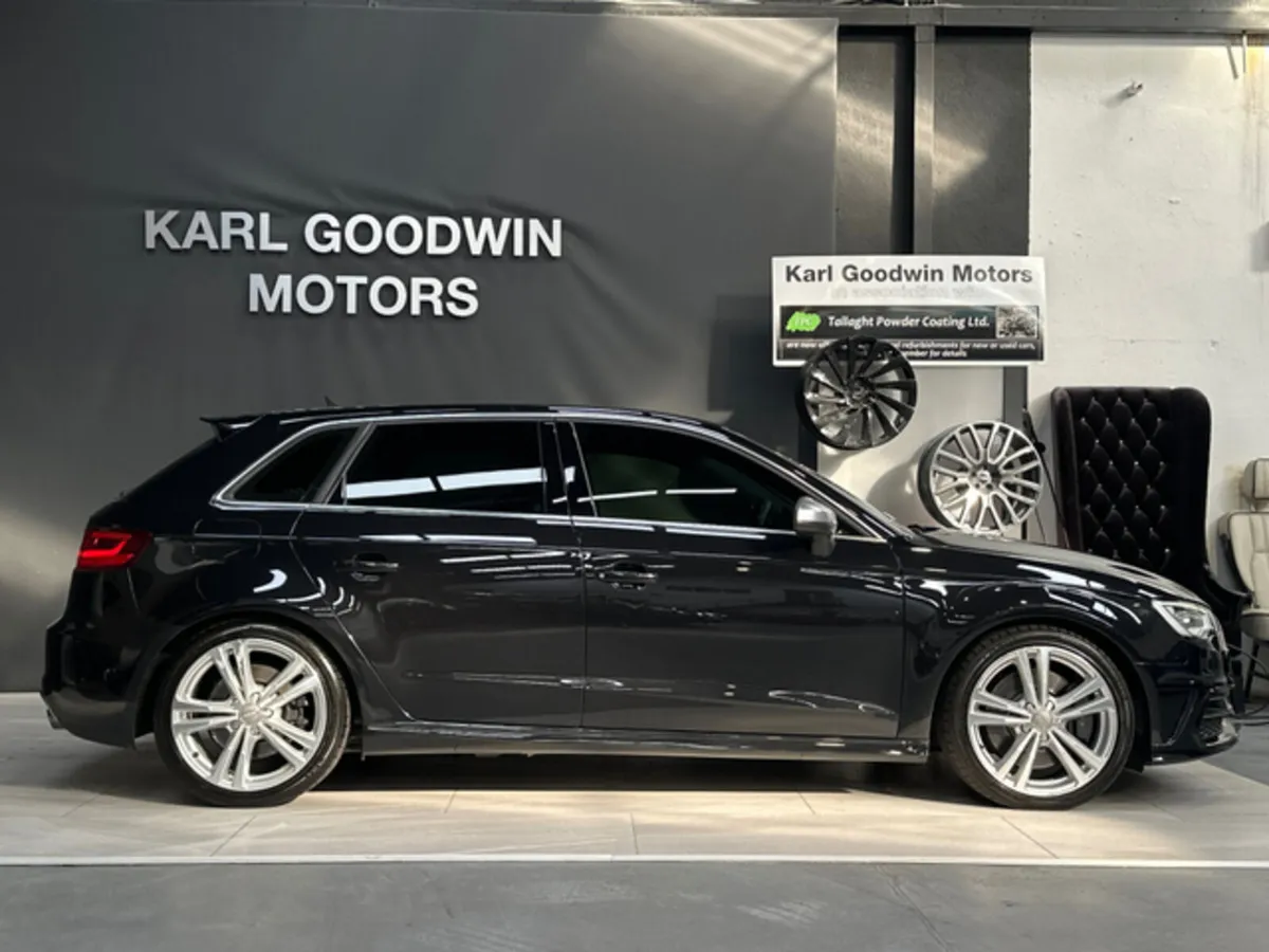 S3  LOW MILEAGE - Image 4