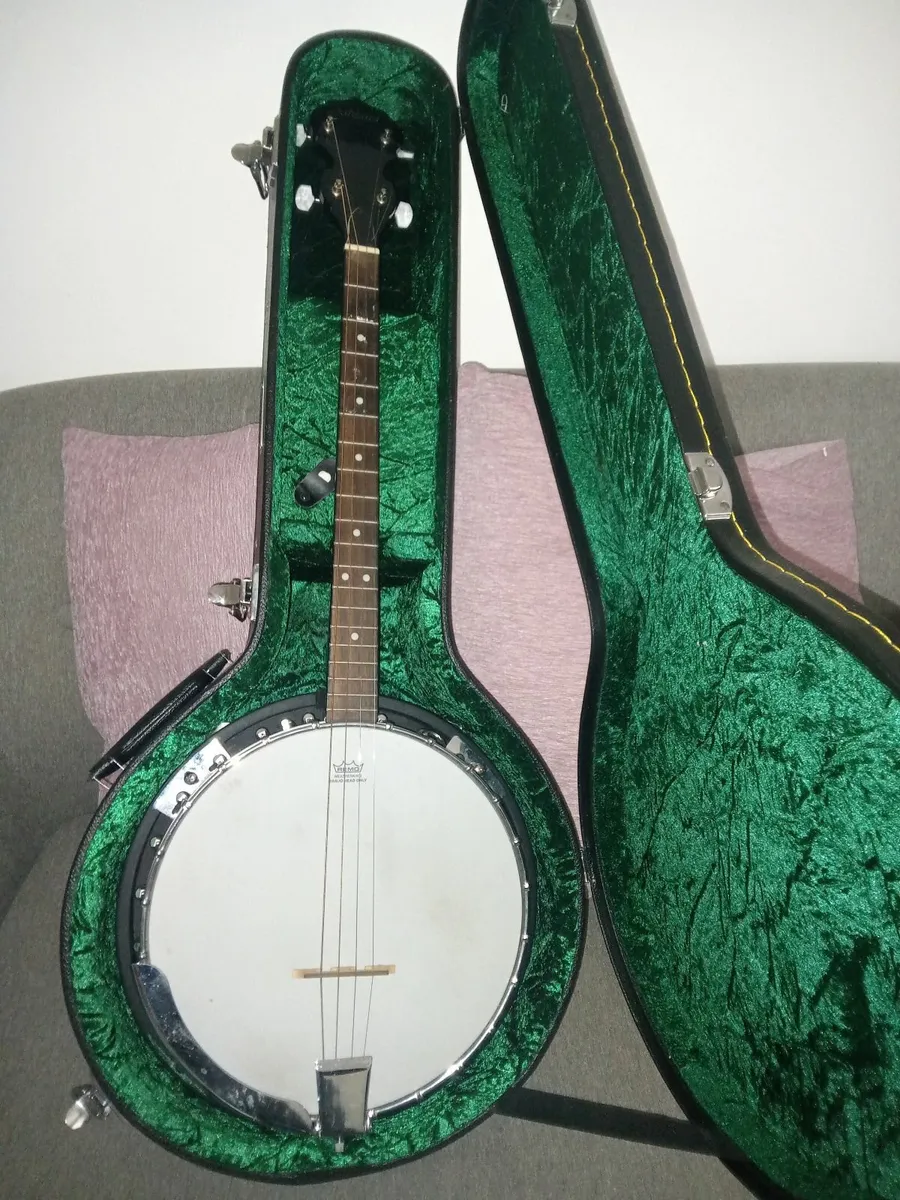4 string banjo - Image 1
