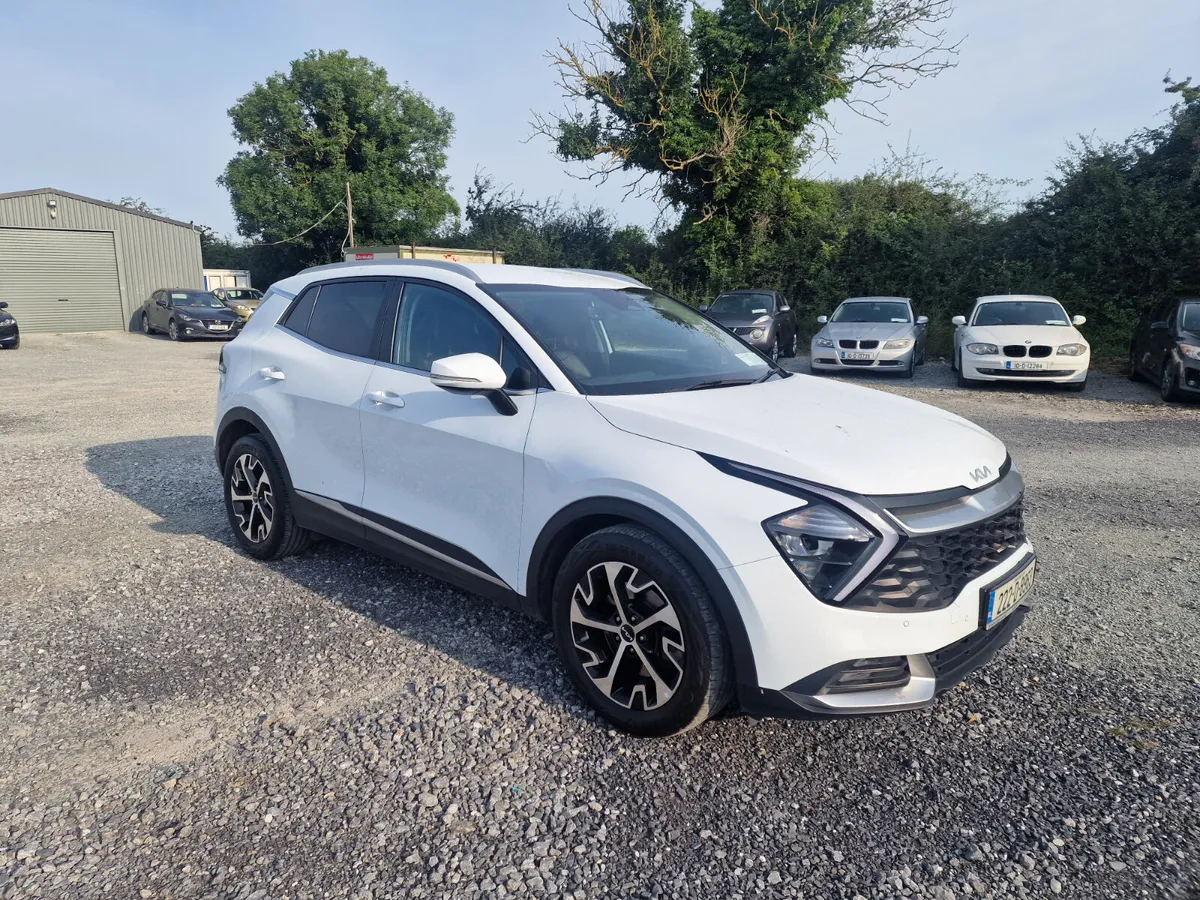22 Kia Sportage 1.6 MILD HYBRID AUTOMATIC - Image 1