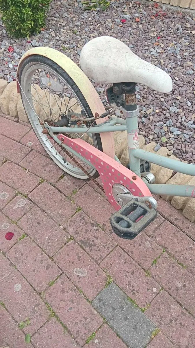Kids bike - Image 3