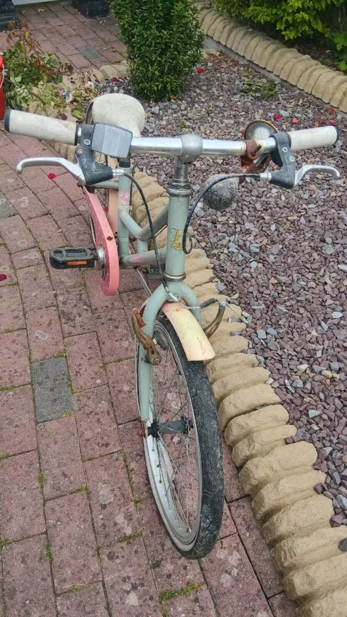 Kids bike - Image 4