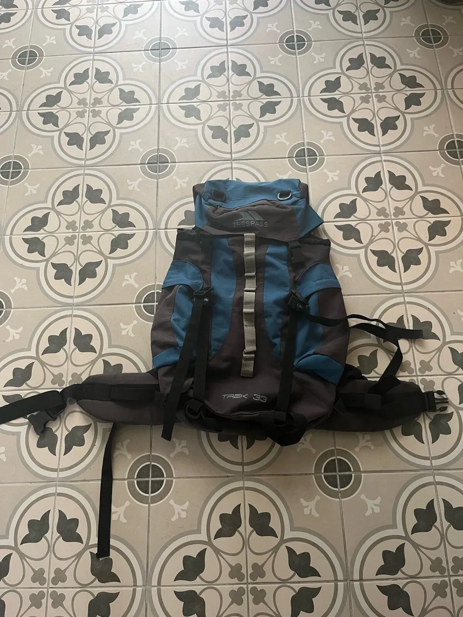 Trespass Trek 33 backpack