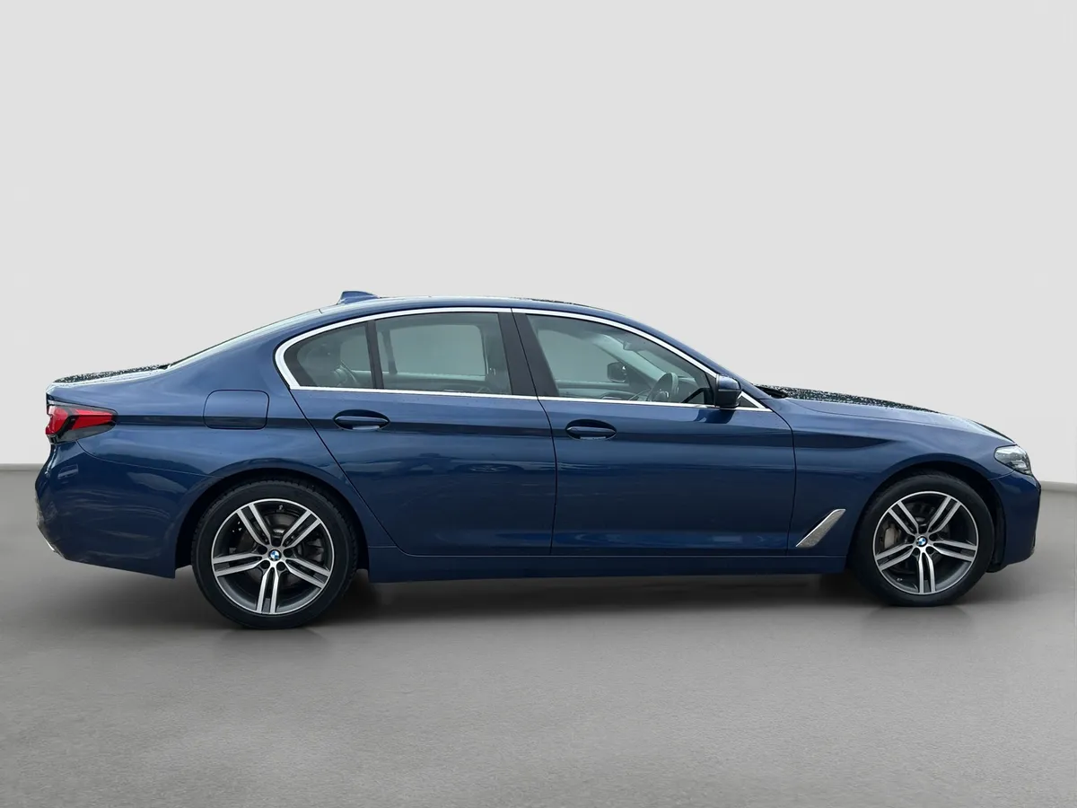 BMW 530e Se Auto Hybrid Top Spec 25500 inc Vrt - Image 3