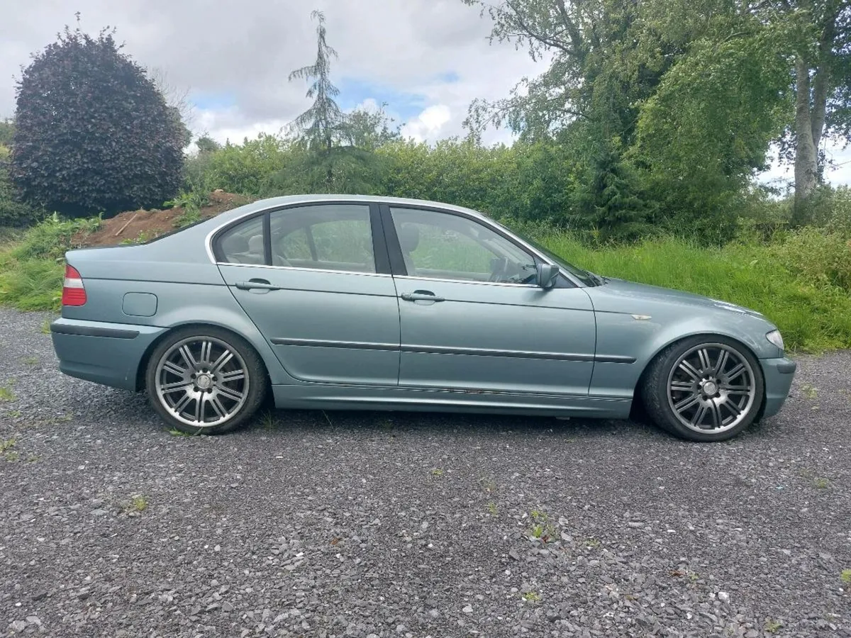 Bmw e46 330i Manual - for parts/breaking - Image 2