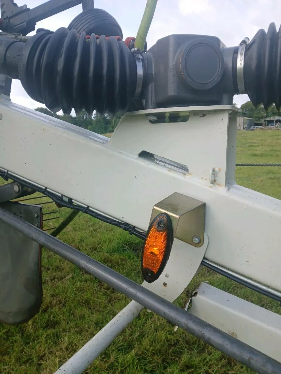 CLAAS 2800 - Image 3