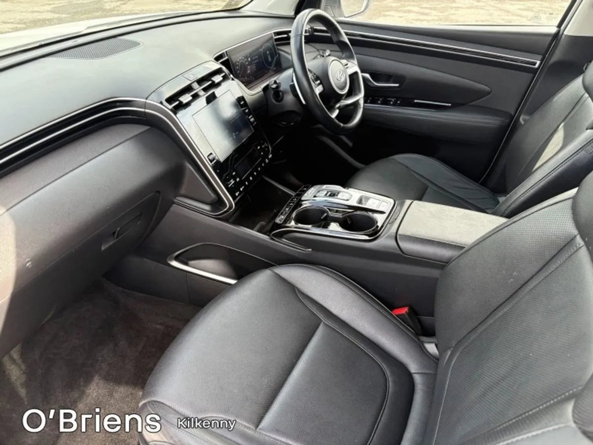 Hyundai Tucson Executive HEV 1.6 Auto 5DR  1 Owne - Image 4