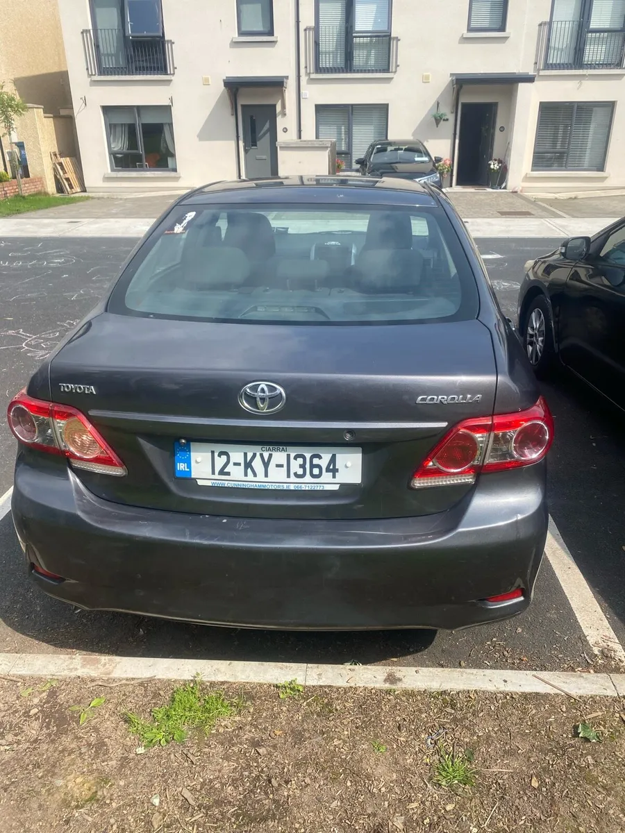 Toyota corolla - Image 1