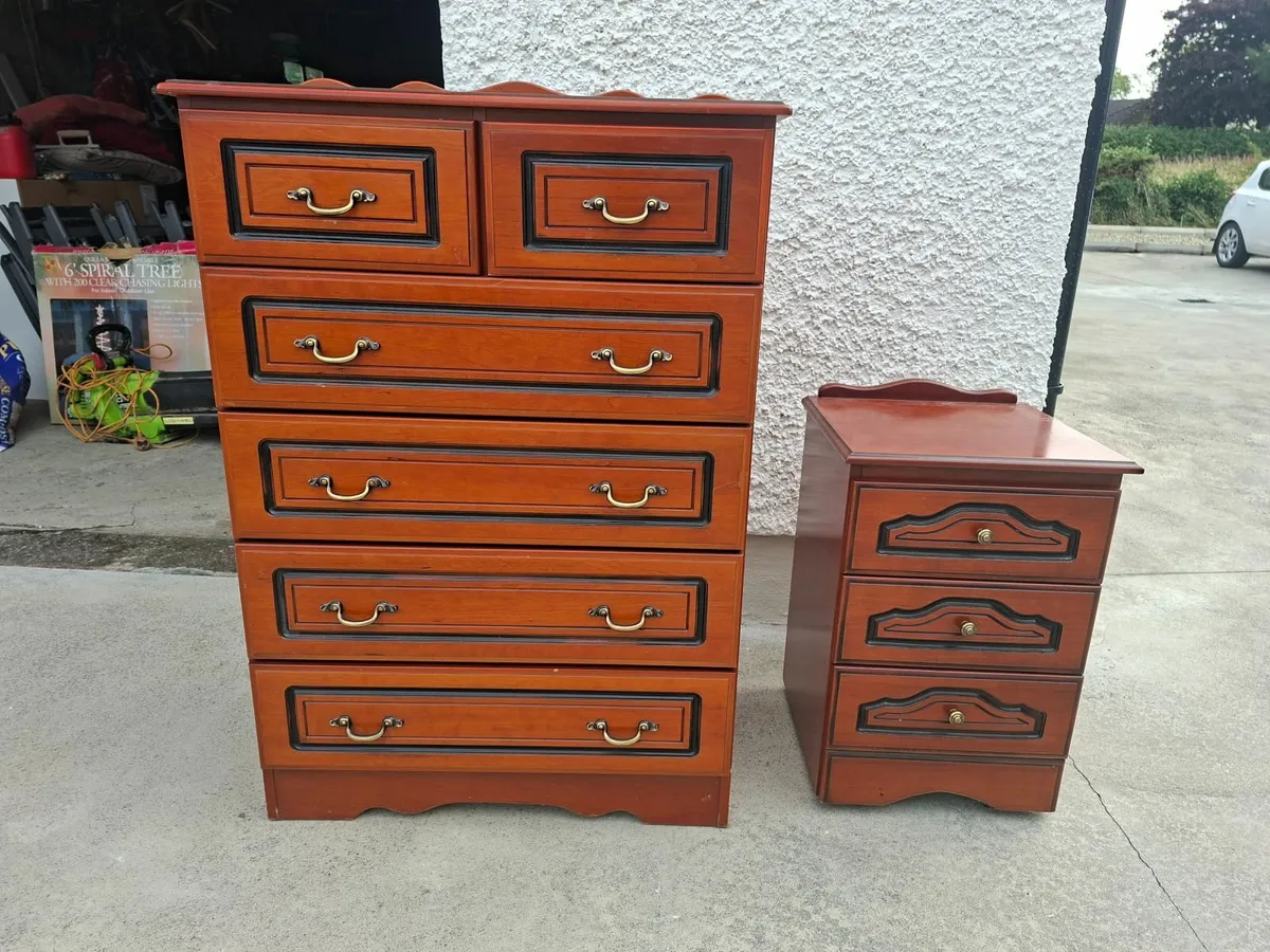Bedroom furniture - Image 3