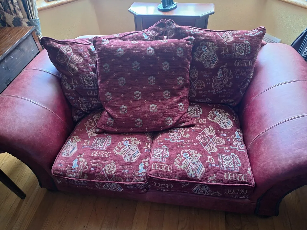 Couch - Image 2