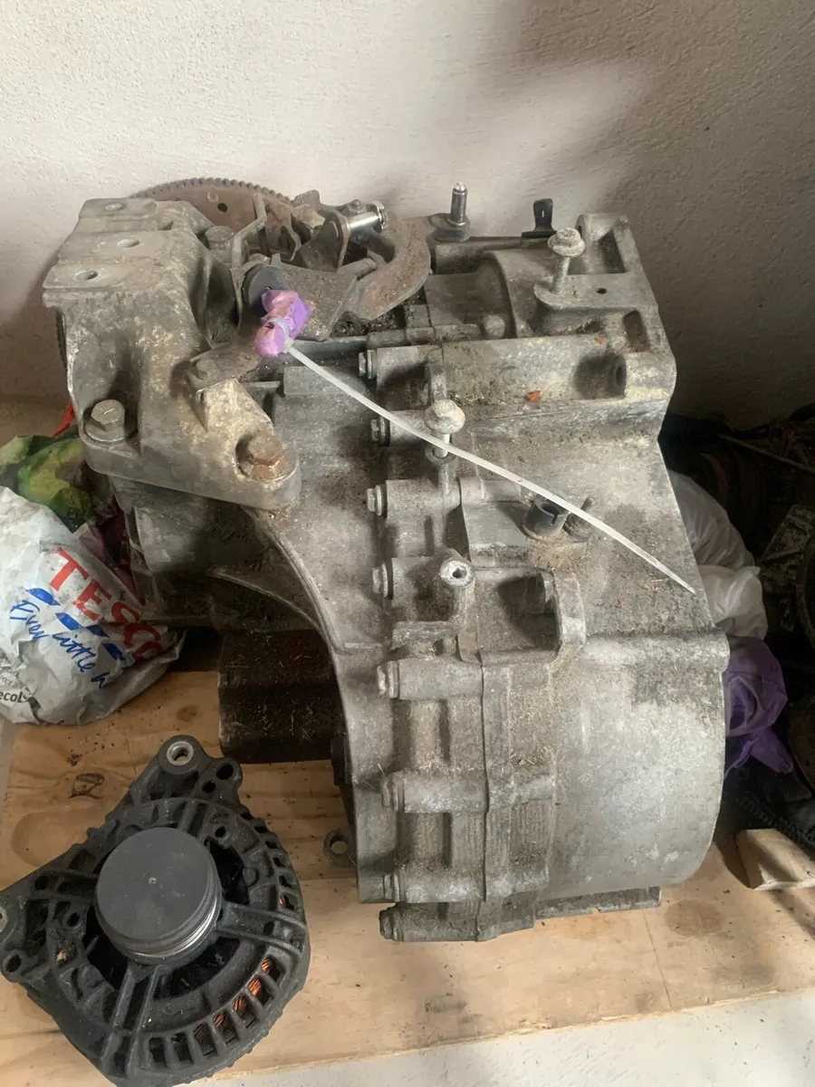 Vw 1.9tdi  gearbox ford galaxy Passat sharan parts - Image 1