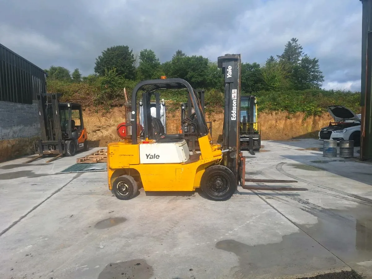 Yale forklift - Image 1