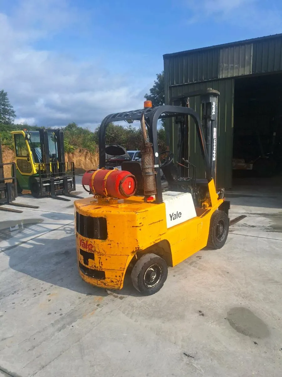 Yale forklift - Image 2