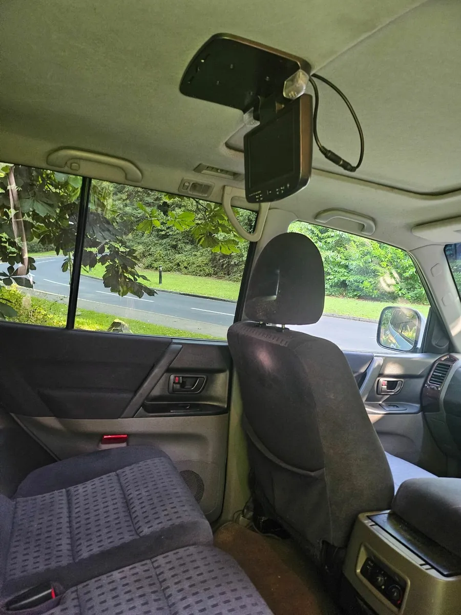 Mitsubishi Shogun 2003 - Image 1