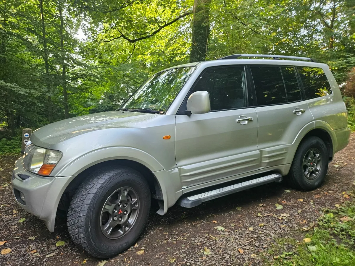 Mitsubishi Shogun 2003 - Image 2