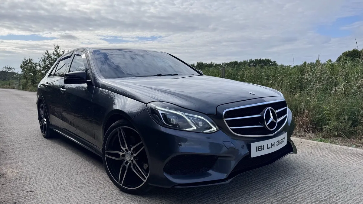 MERCEDES E-CLASS AMG NIGHT EDITION - Image 1