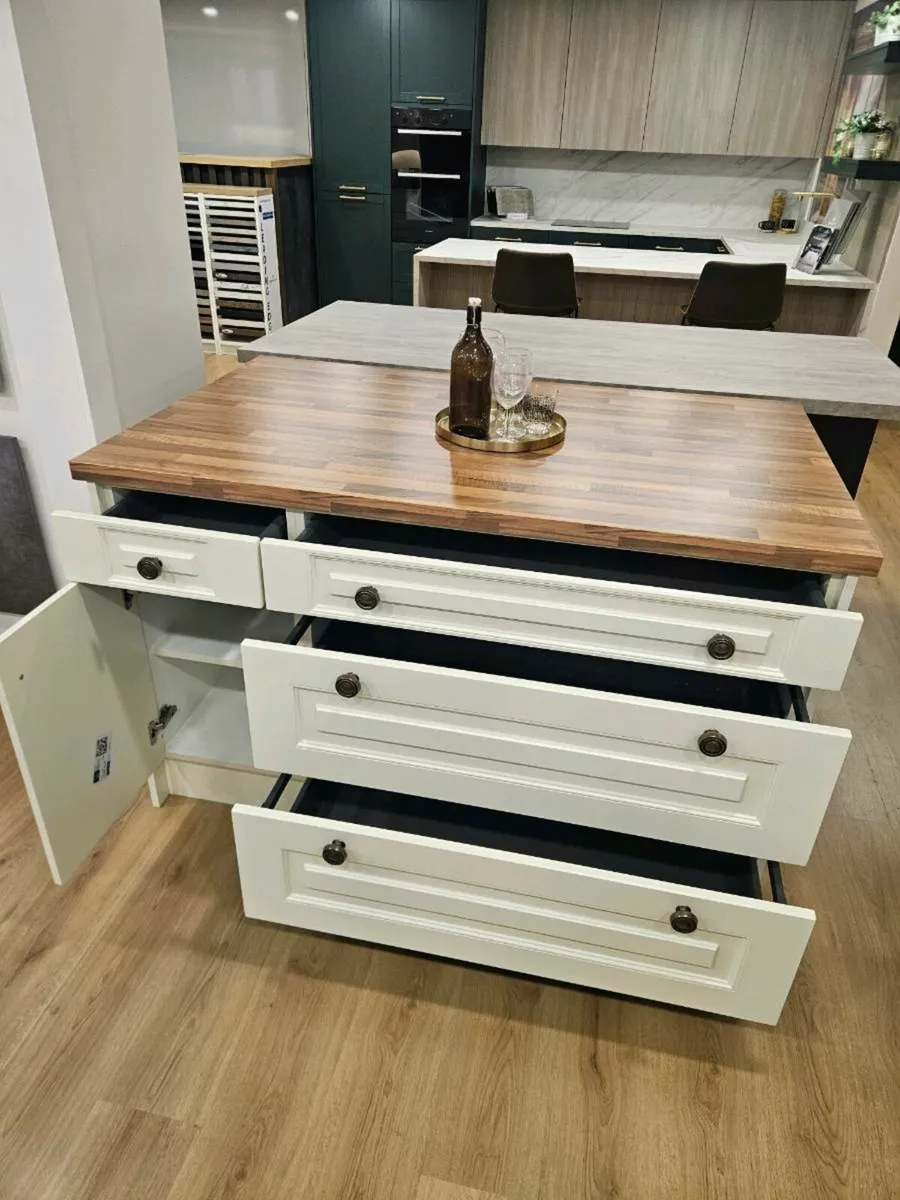 Brand new Kitchen islands - Image 2