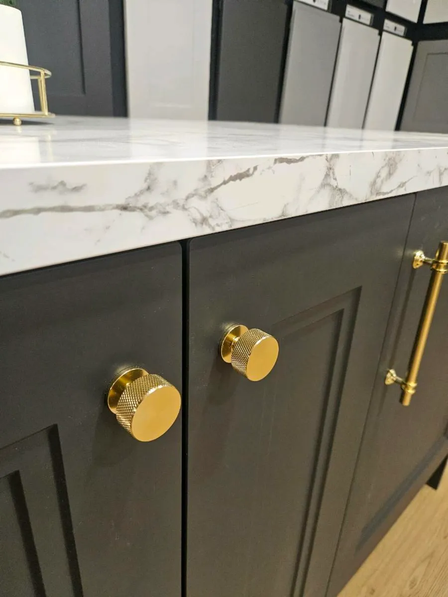 Brand new Kitchen islands - Image 4