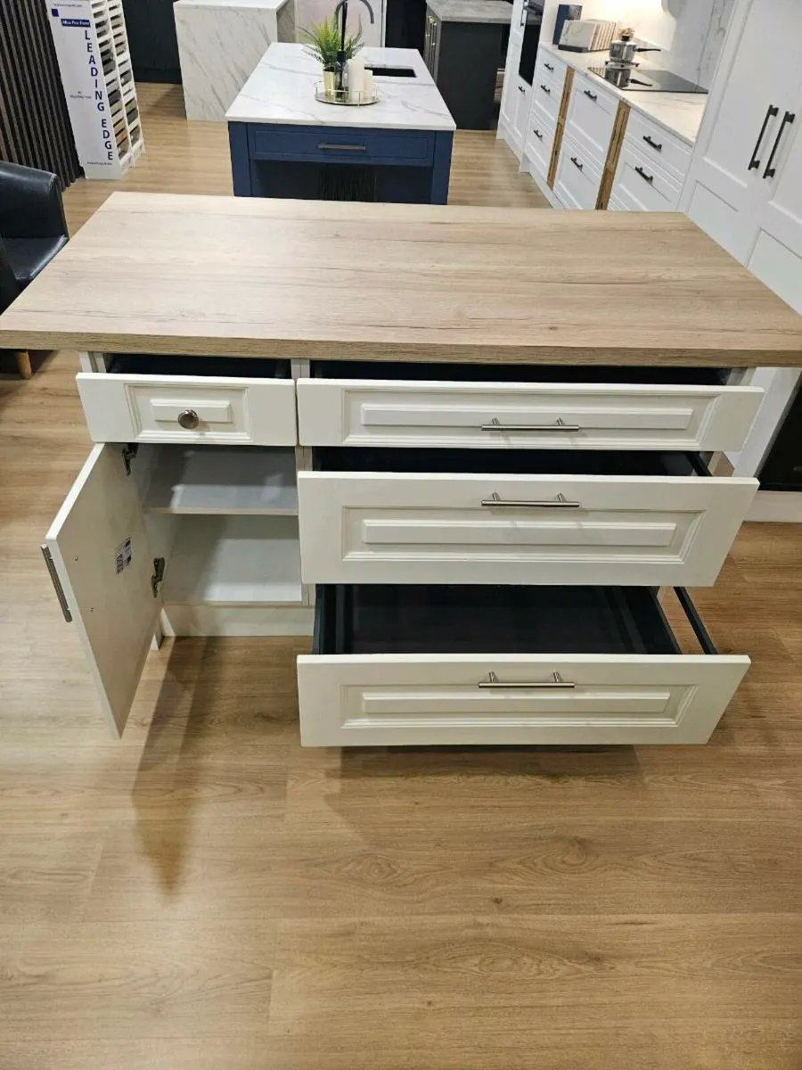 Brand new Kitchen islands - Image 2