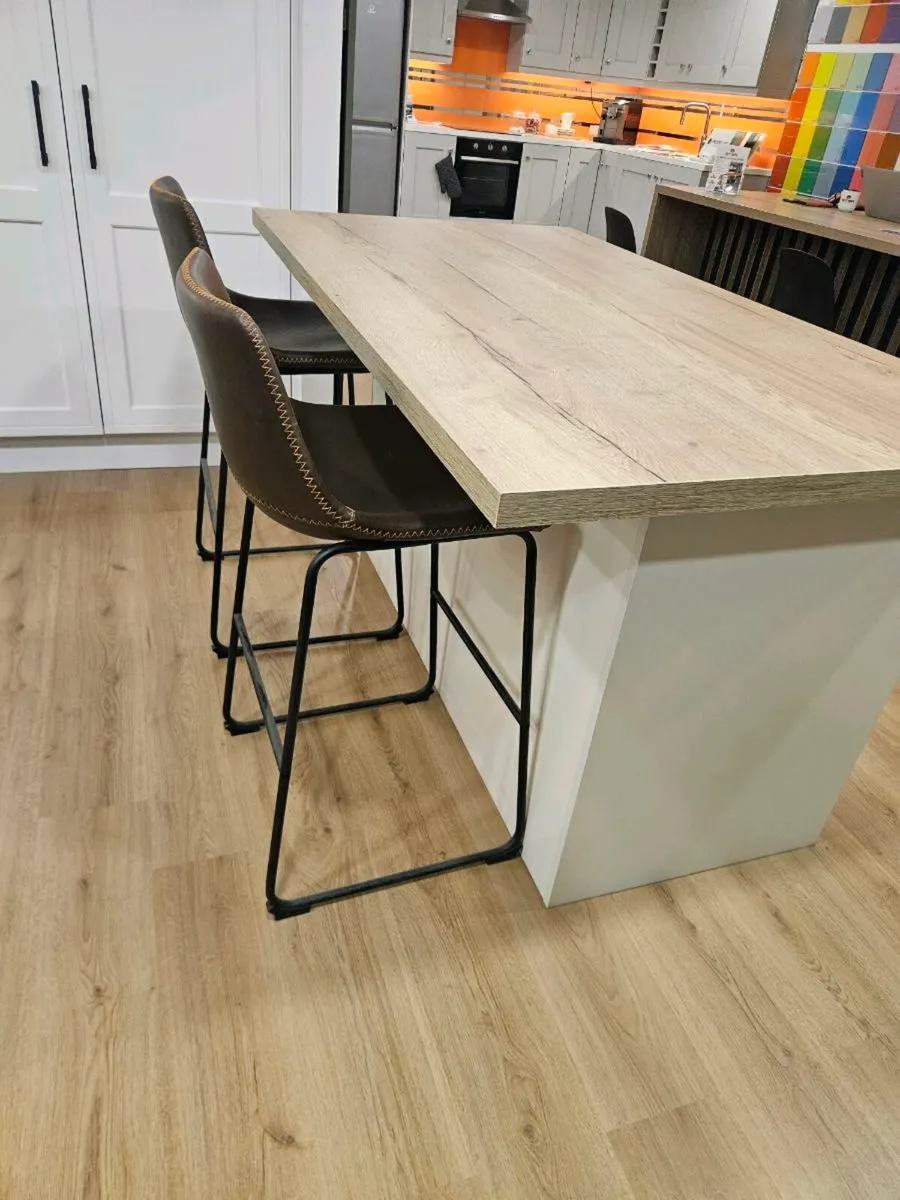 Brand new Kitchen islands - Image 3