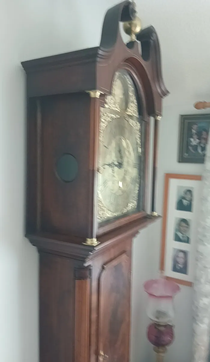 A tique clock - Image 2