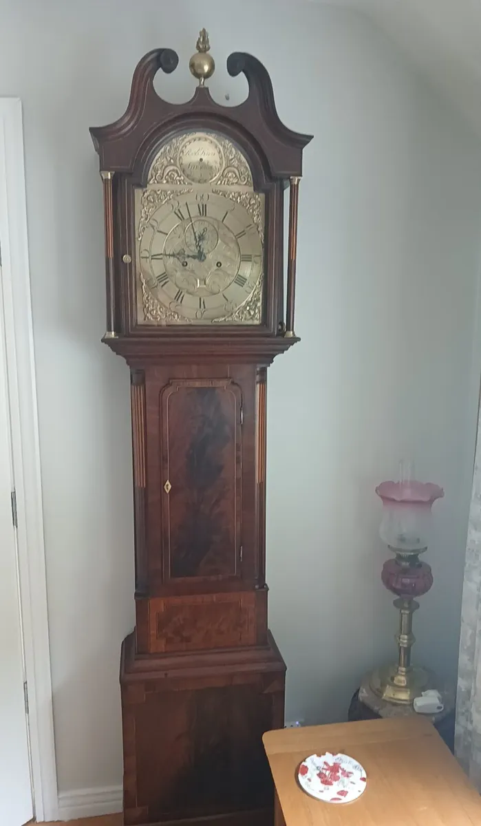 A tique clock - Image 3