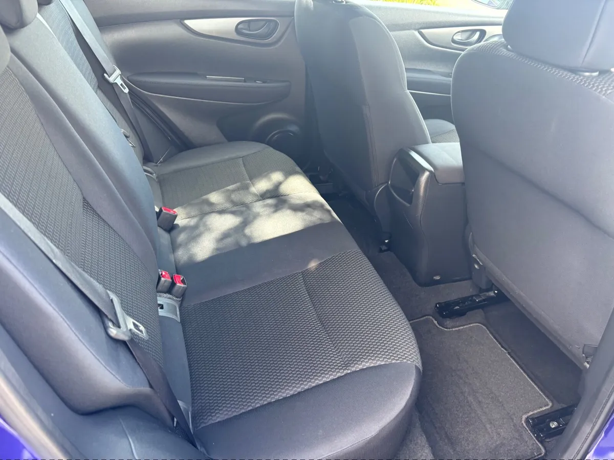 Nissan Qashqai 2015 NCT 06/26 - Image 2