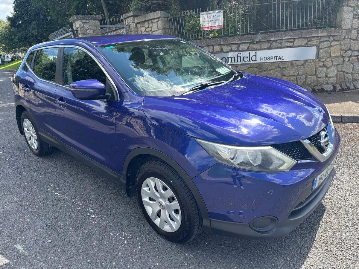 Nissan Qashqai 2015 NCT 06/26 - Image 3