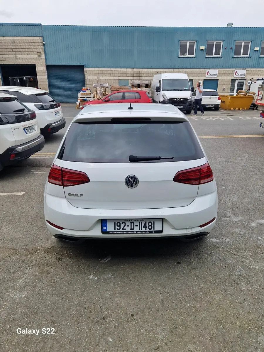 Volkswagen Golf 2019 - Image 2