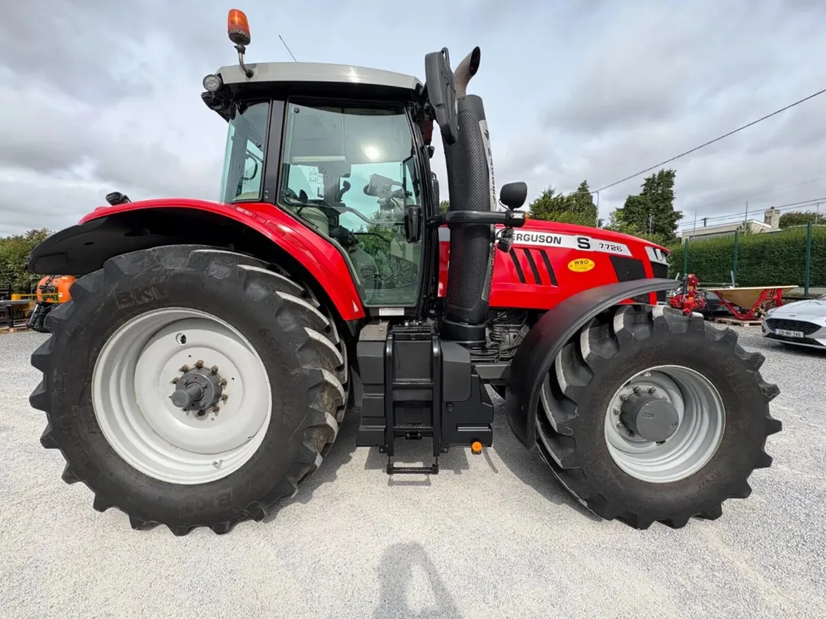 MASSEY FERGUSON 7726S - Image 4