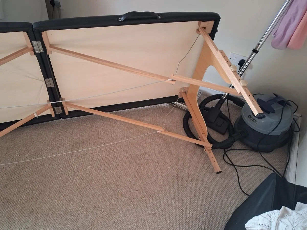 Treatment table - Image 3