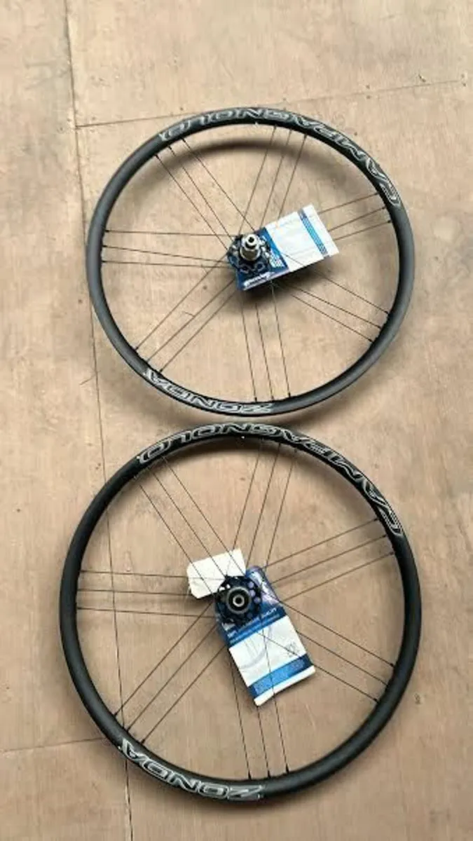 New Campagnolo Zonda Disc Wheelset