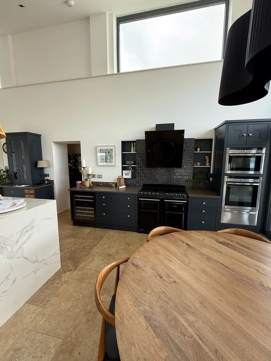 Kitchen - Image 1