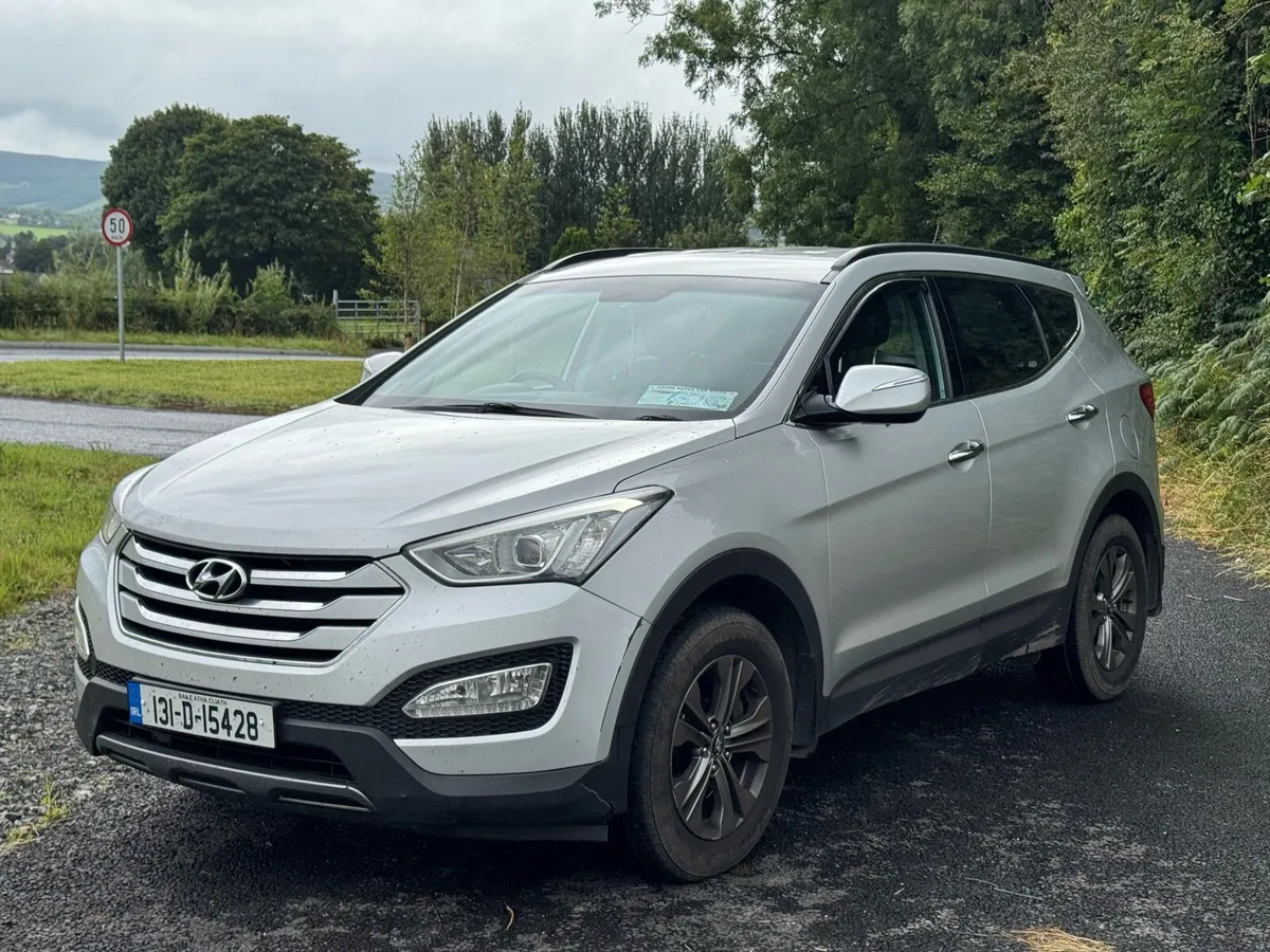 Hyundai Santa Fe 2013 2.2 4x4 7 seater - Image 3