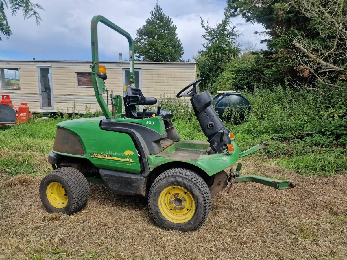 John Deere Outfront Ride on Mower Unit