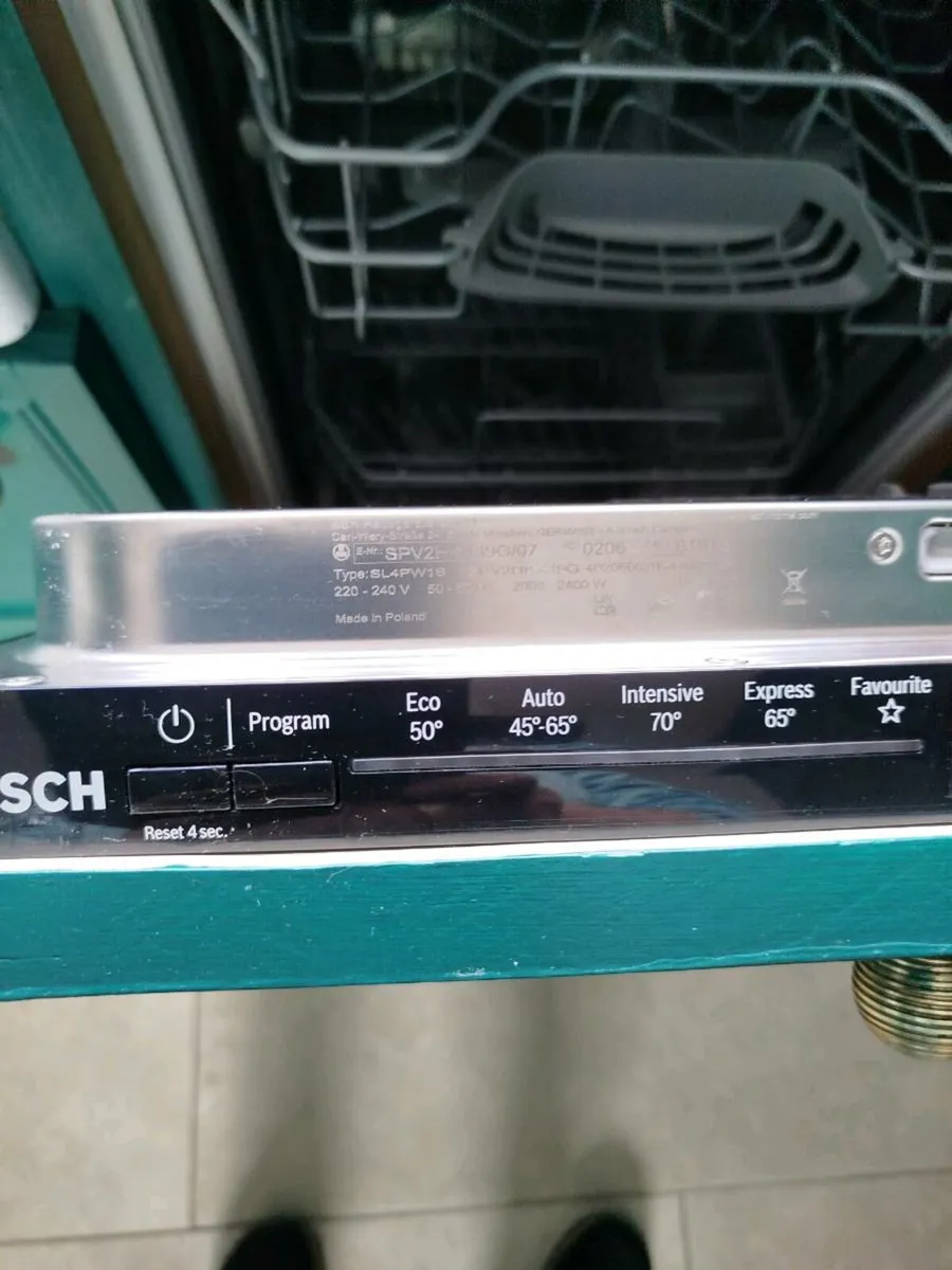 Dishwasher - Image 3