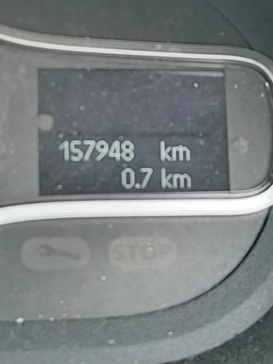Renault Fluence 2011 - Image 1